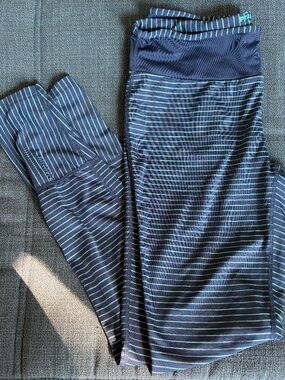 Prana Sapphire Legging in space dye blue stripe